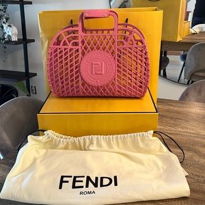 Fendi medium basket bag ❤️